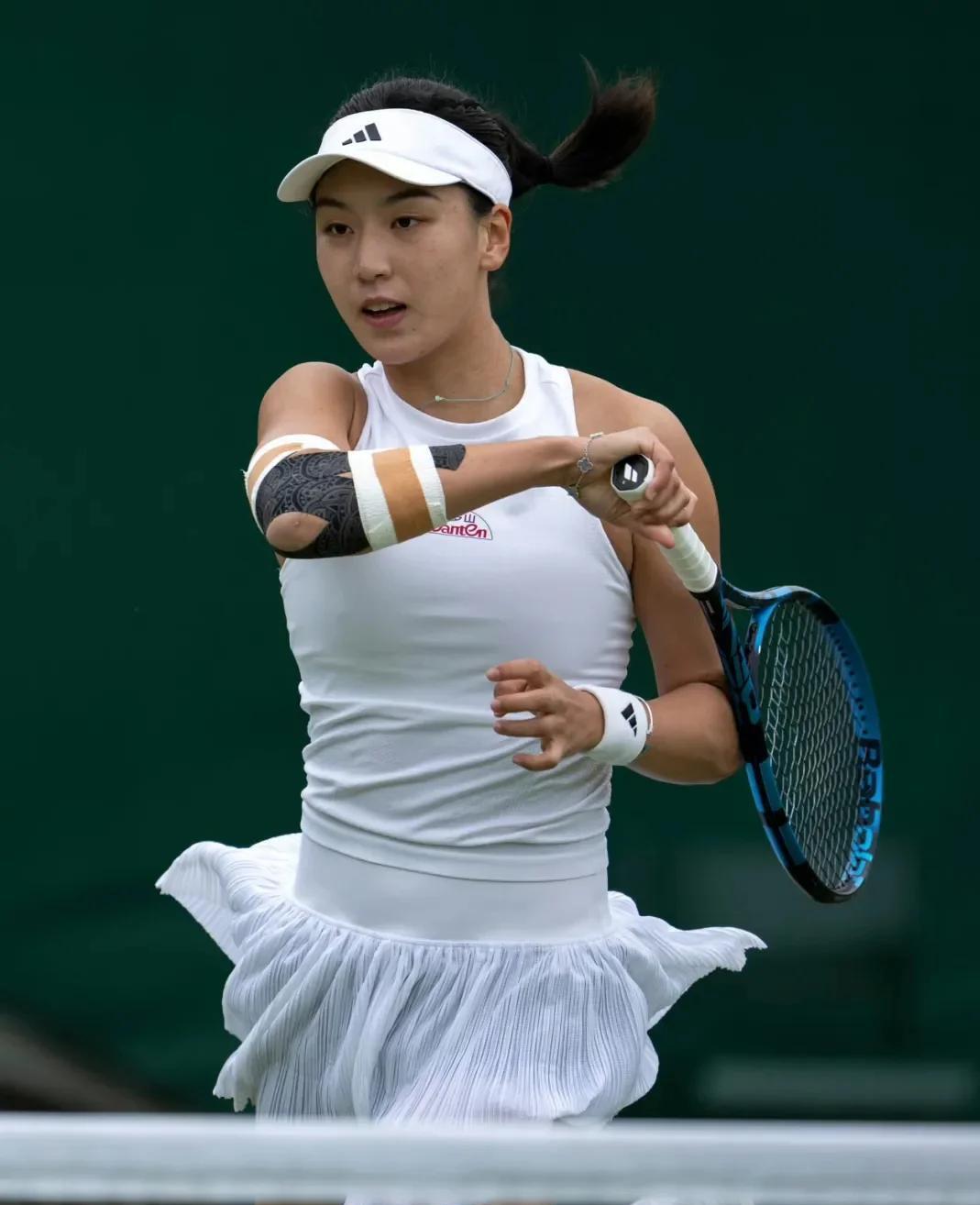 九游游戏盒-莎拉波娃官方宣布出色防守新规，中国队引发争议！再创辉煌时刻-九游游戏盒