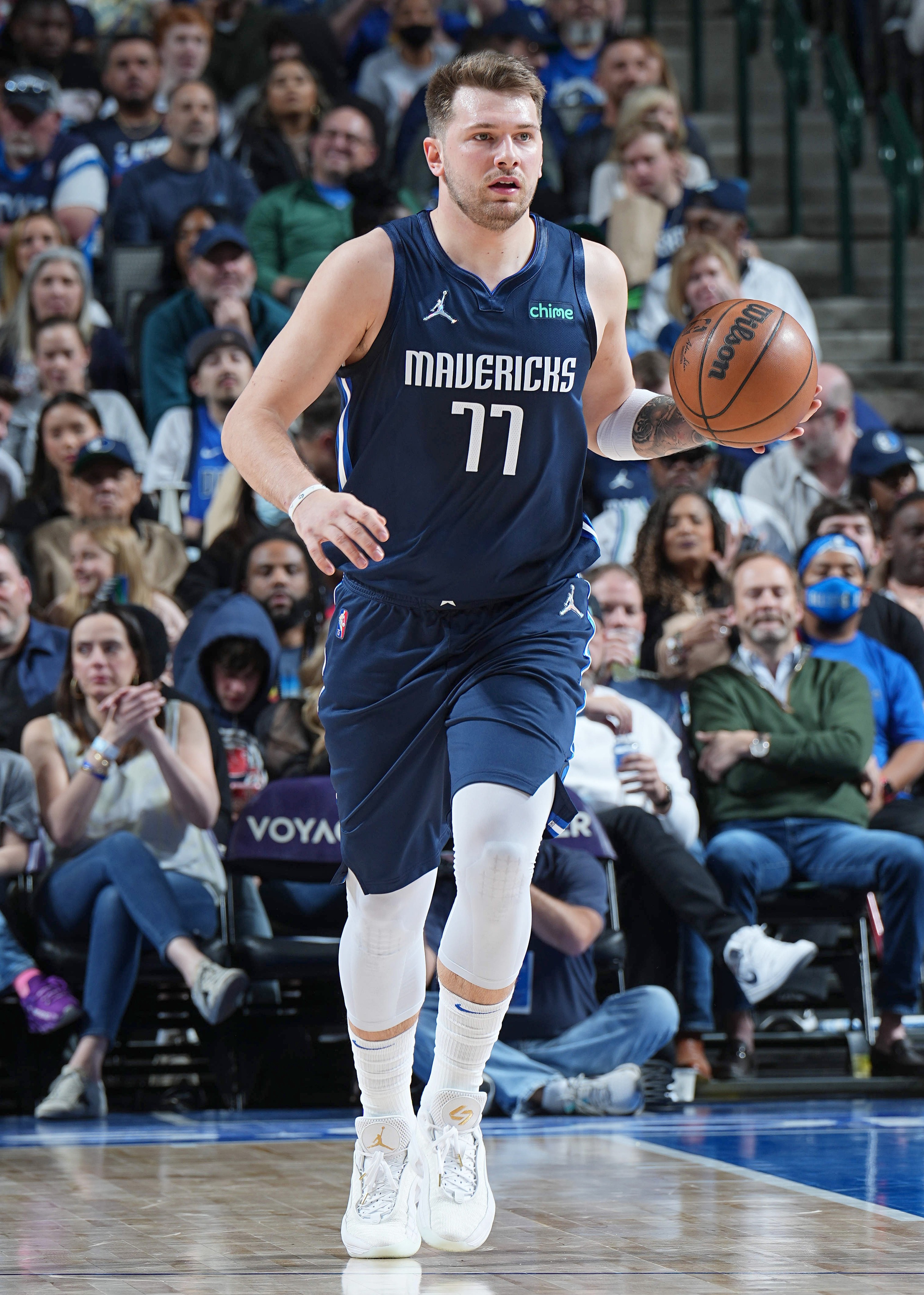 达拉斯独行侠发布备战花絮,关键时刻远射贴柱,欧冠任务艰巨,数据趋势出现新变化的简单介绍 达拉斯独行侠发布备战花絮,关键时刻远射贴柱,欧冠任务艰巨,数据趋势出现新变化的简单介绍