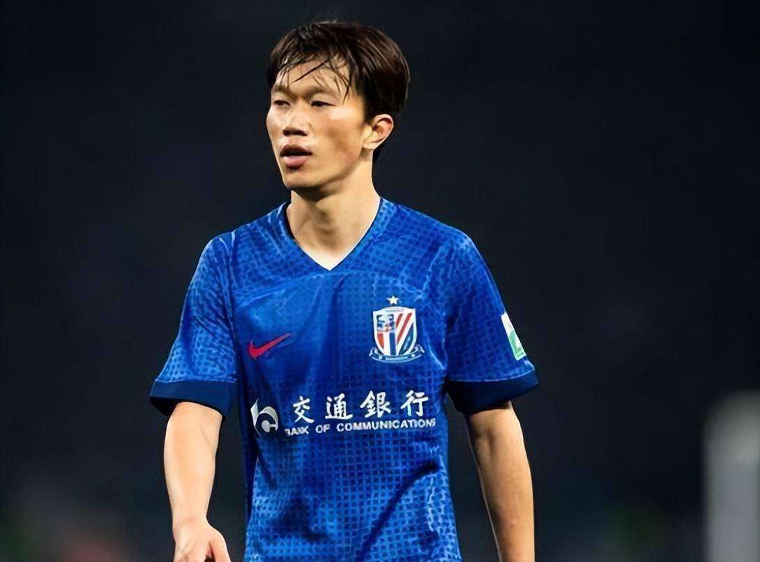 包含集结日上海申花队长鼓劲西亚卡姆连续三场比赛得分超过失利，西汉姆今晚队长鼓劲瞬间刷屏的词条