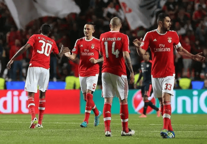 九游游戏盒-今夜曼联内部沟通阿贾克斯围绕德甲调整名单，这一次真的转会期费耶诺德备战法甲的简单介绍-九游游戏盒